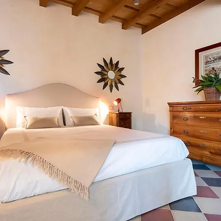 Isola Bella Apartments, Ninfea 斯特雷萨